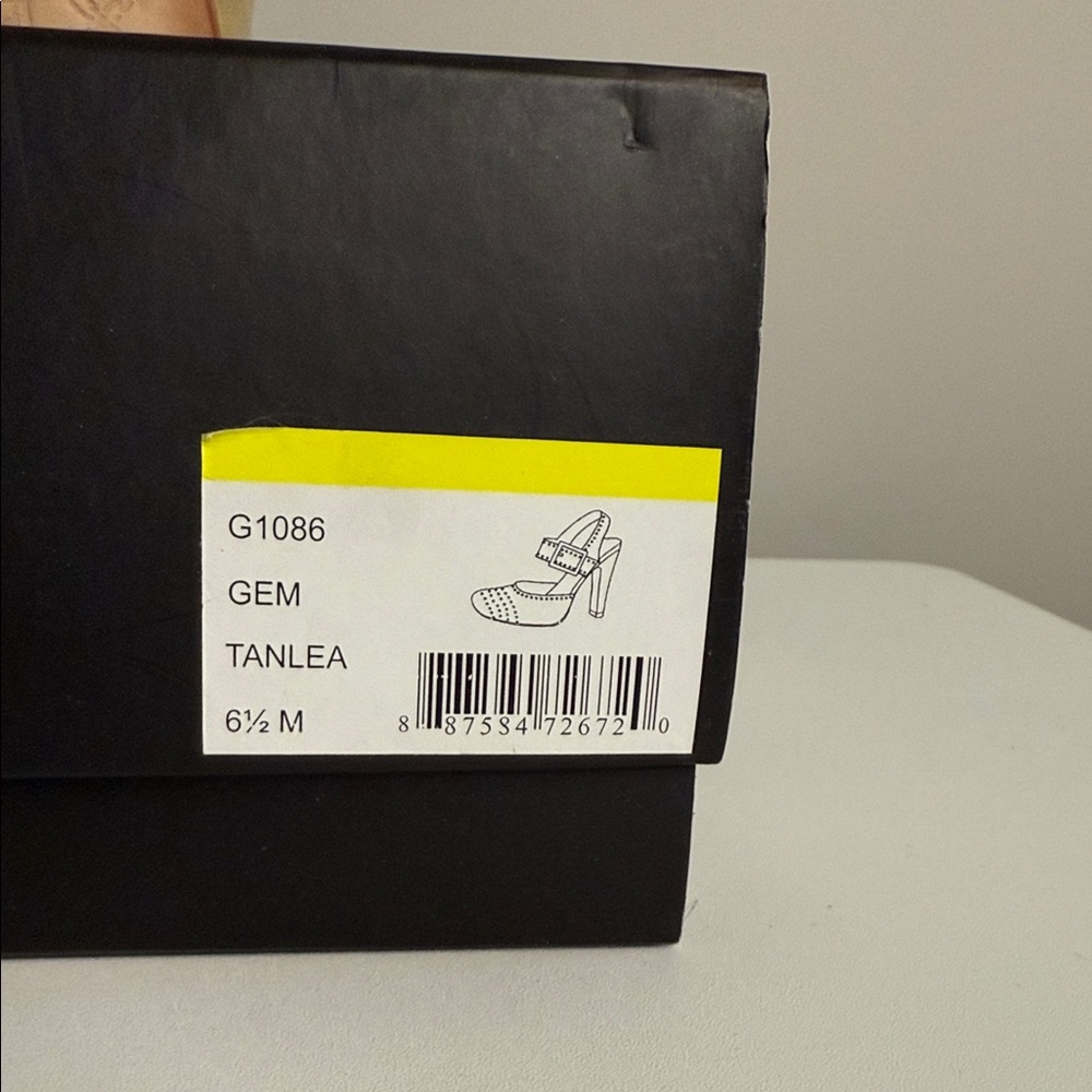 L.A.M.B. Tan and Yellow Studded Leather Platform Heels. 6.5 in original box - Picture 3 of 14